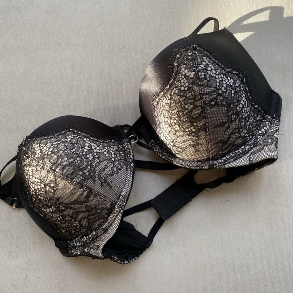 Victoria's Secret Bombshell Black Lace Bra with Gold Accents